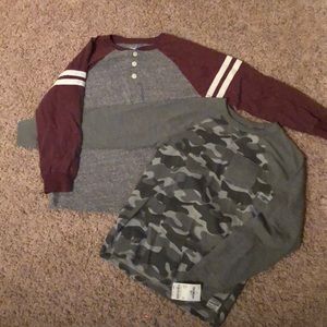 Oshkosh long sleeve regular shirts.