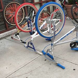 Meet your Posher, Curtis