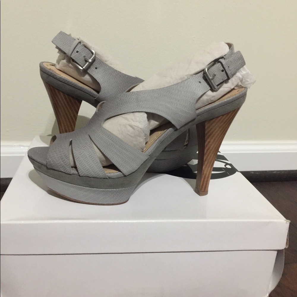 Nine West platform shoes
