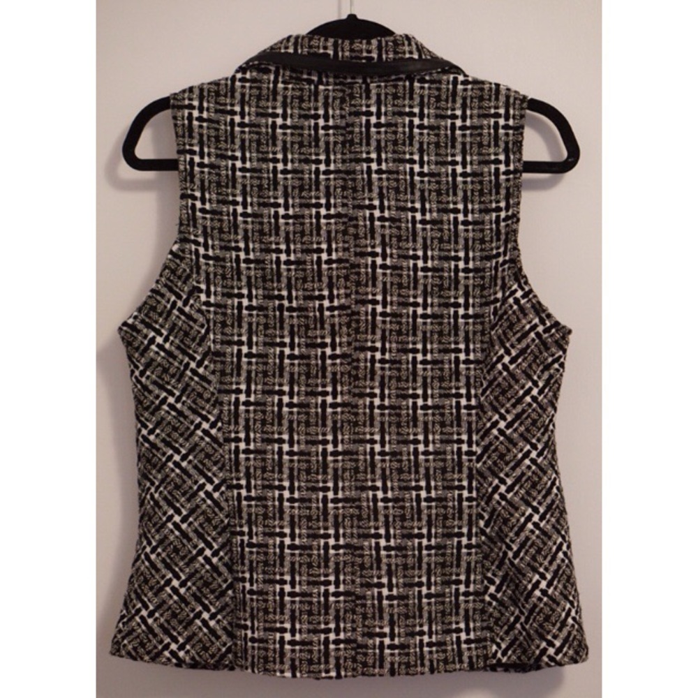 Christopher & Banks Vest - Picture 2 of 4