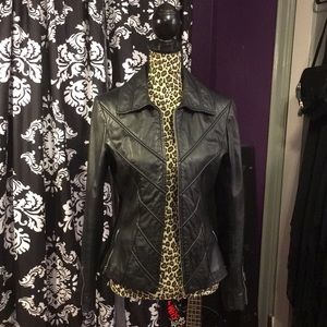 Vintage 90s-early 2000’s Wilson’s Leather Jacket