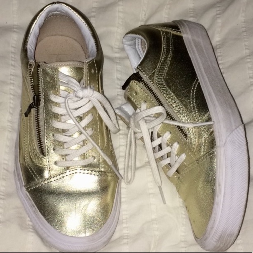 Gold Old Skool Vans