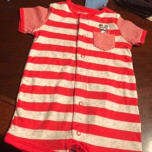 Carters onesie size 6 months