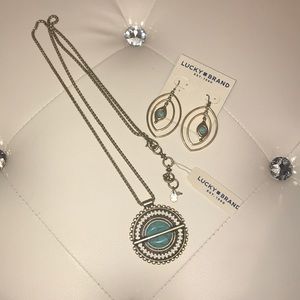 Gold & Turquoise Pendant Necklace & Oval Earrings
