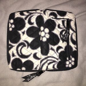Vera Bradley wallet/wristlet
