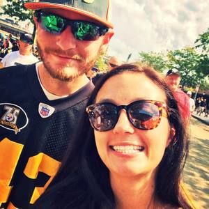 Meet your Posher, Stephanie