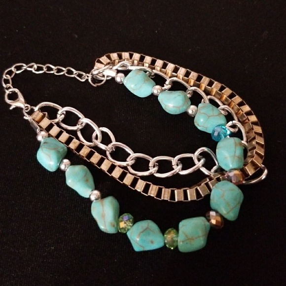 Bracelets - Picture 4 of 4