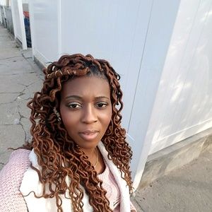 Meet your Posher, Mauvalee