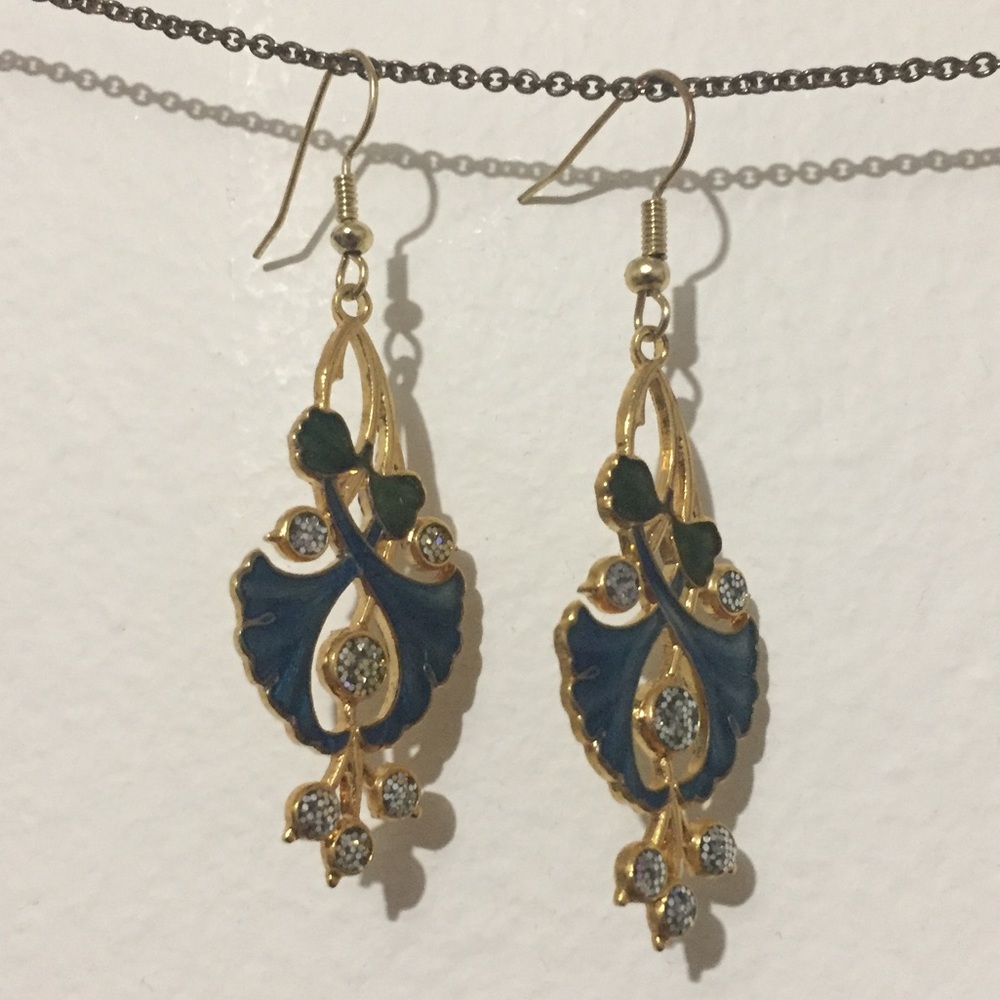 Blue flower earrings