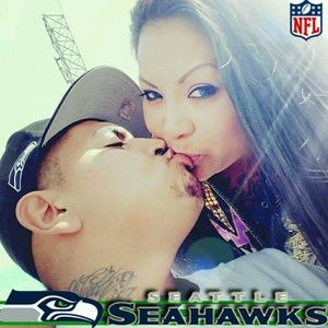 Meet your Posher, Dustin