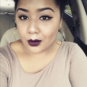 Meet your Posher, Veronica