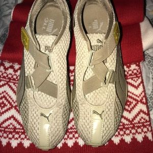 Puma Bashy WNS Sneakers, don't buy it's for @Sassy