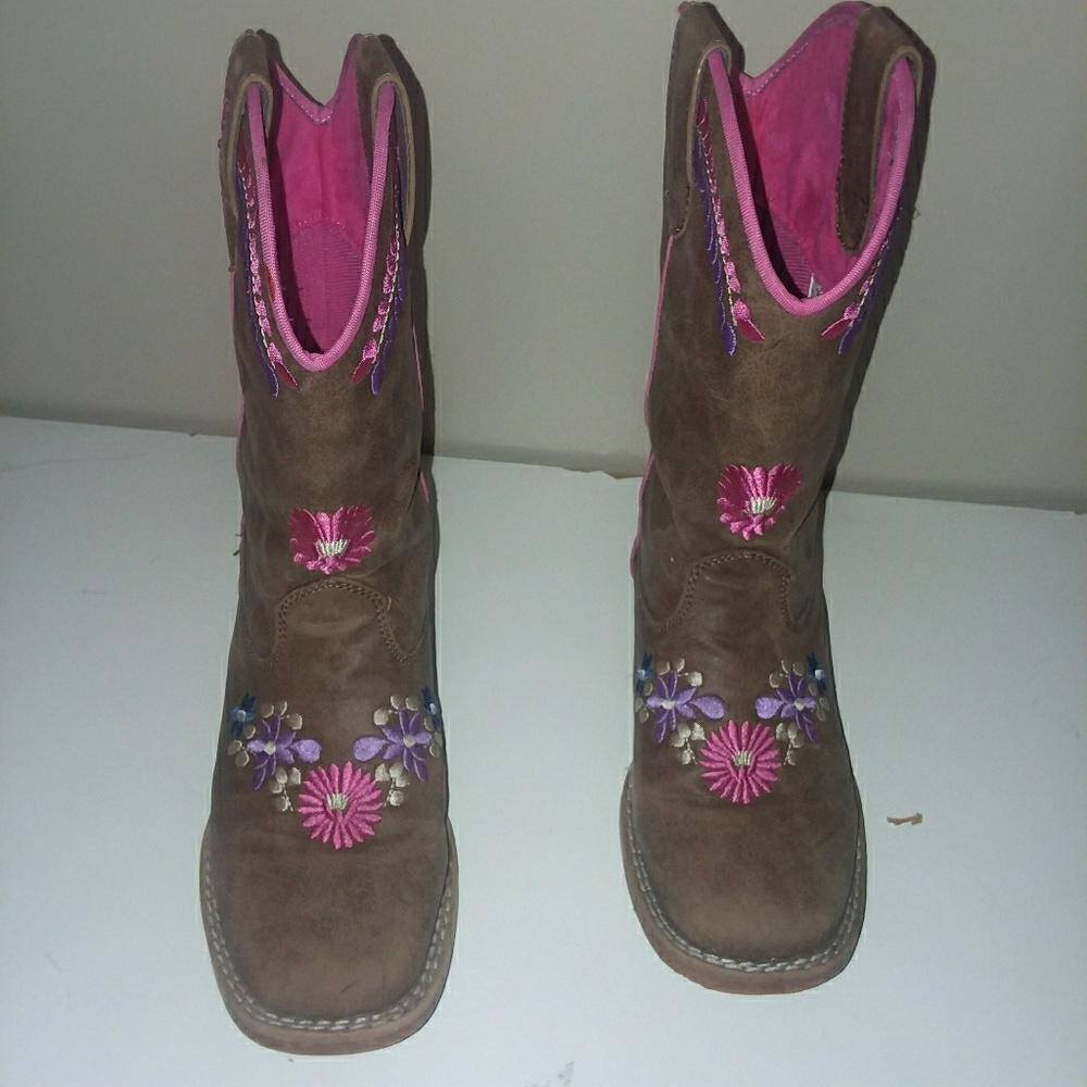 Girls Boots floral embroidered square toe boots