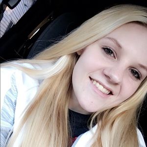 Meet your Posher, Christie