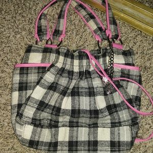 Grey checkered bag with pink lining