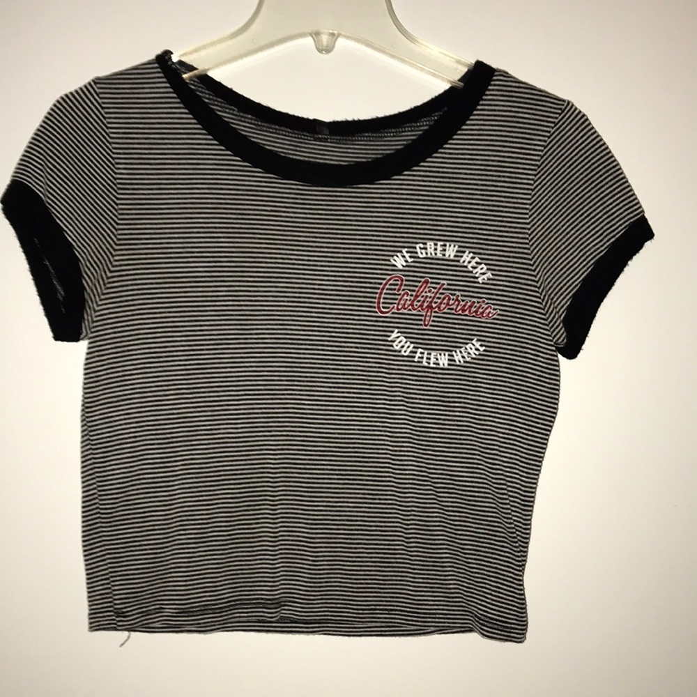 Cute striped crop top!!