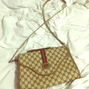 Gucci crossbody purse