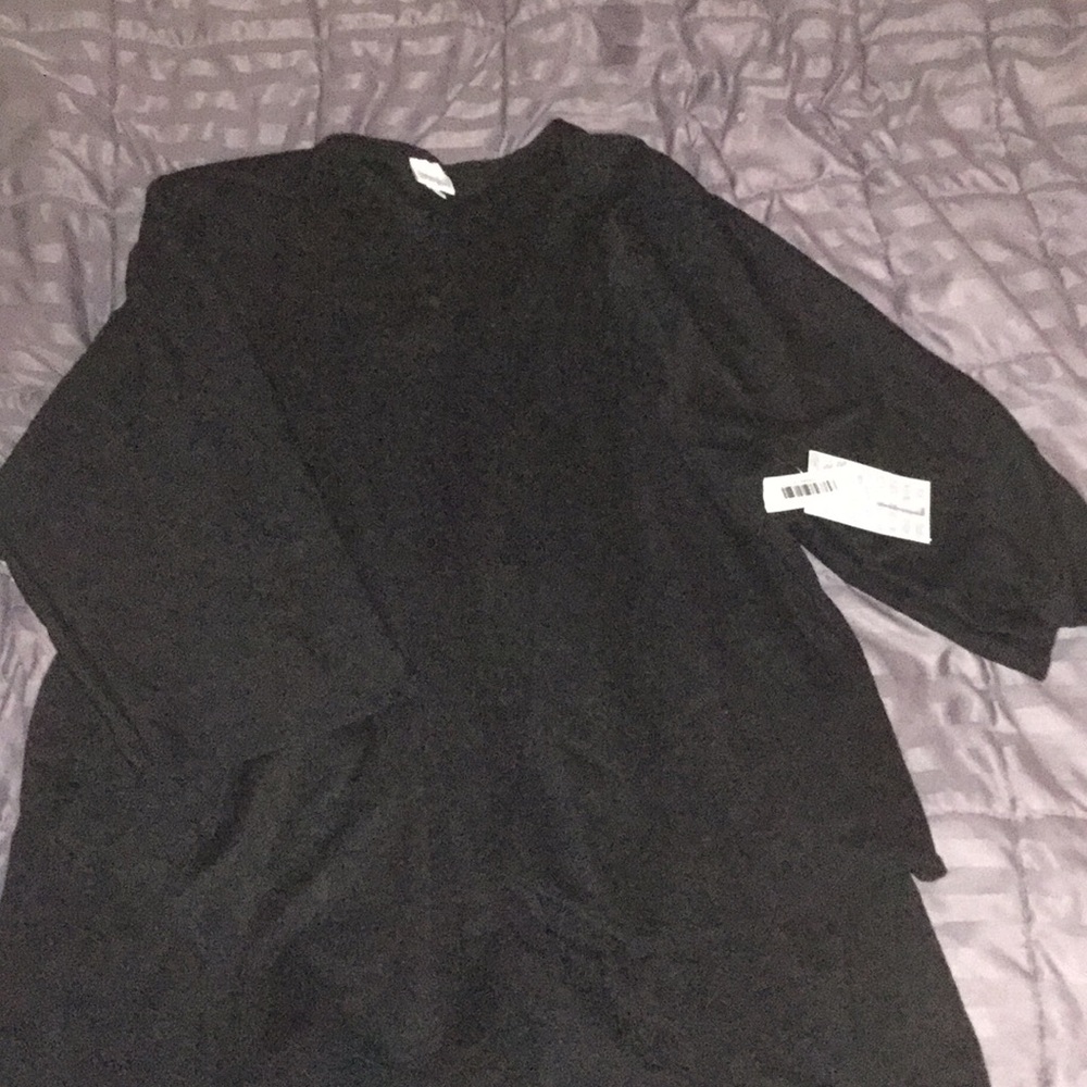 Large SOLID BLACK floral embossed LuLaRoe Lindsay