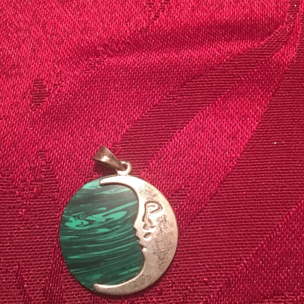 Pendant - Picture 3 of 3