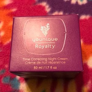 Younique Royalty; Time correcting Night Cream