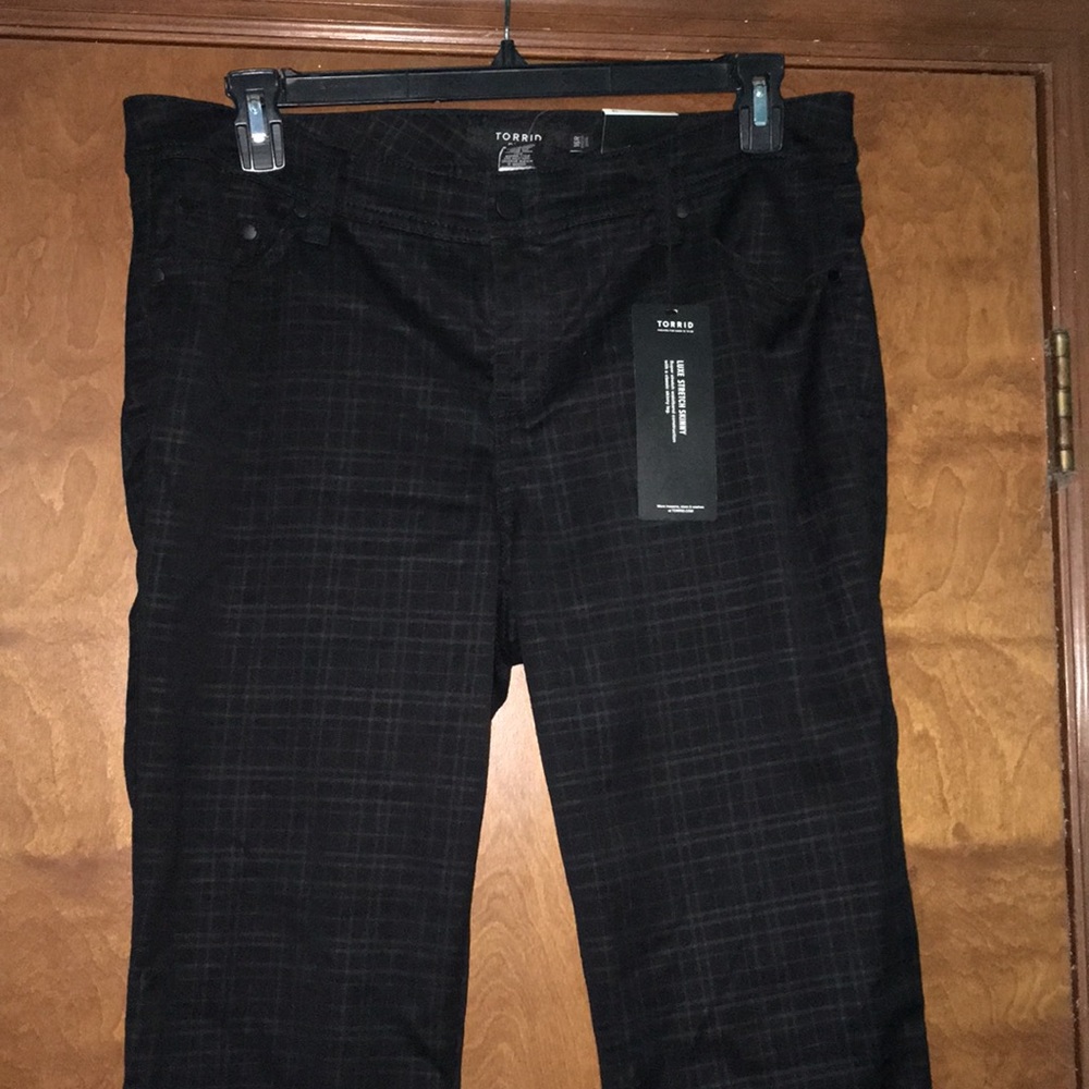 NWT Torrid 16 Black plaid lux skinny pants