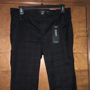 NWT Torrid 16 Black plaid lux skinny pants