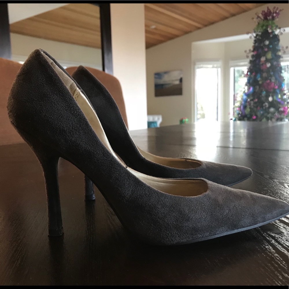 Faux suede grey 4” high heels- size 8