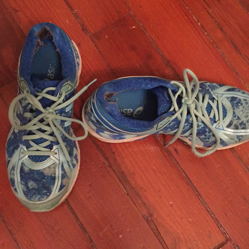 Neutral running shoes!