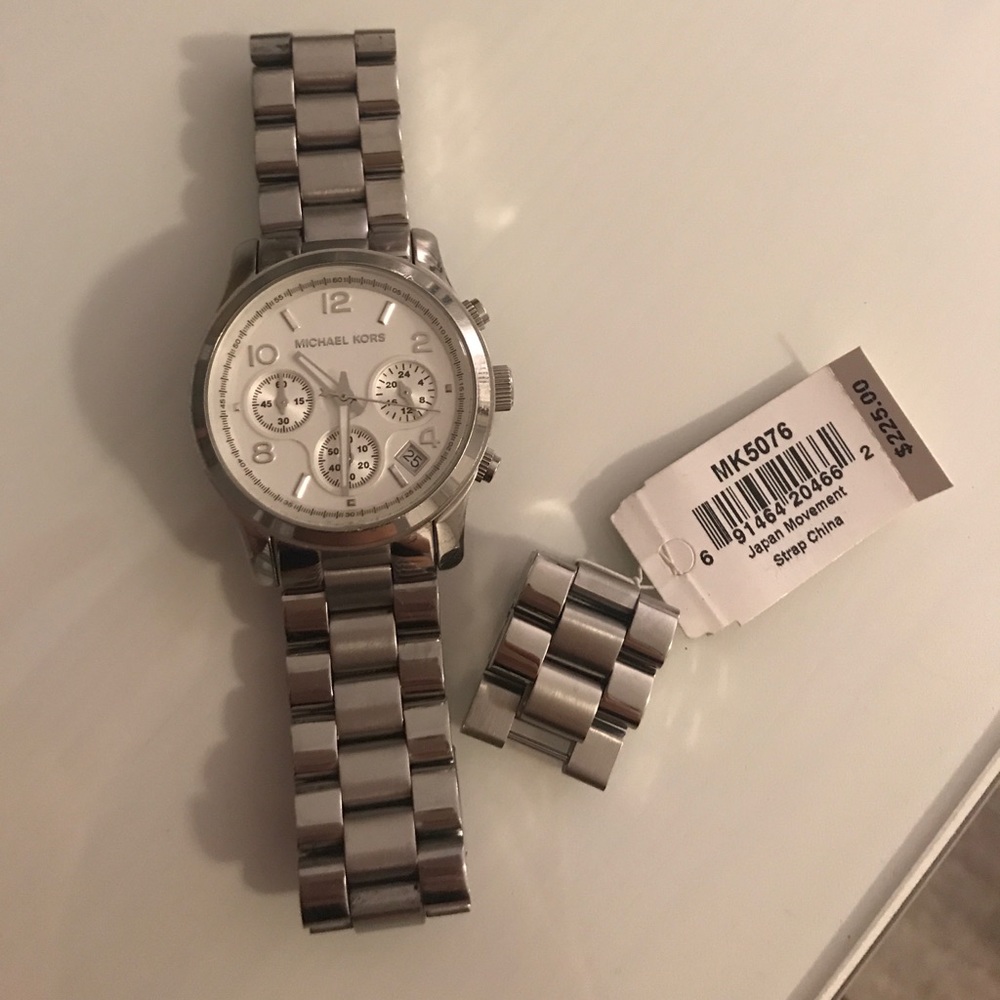 Michael Kors Silver Toned Watch
