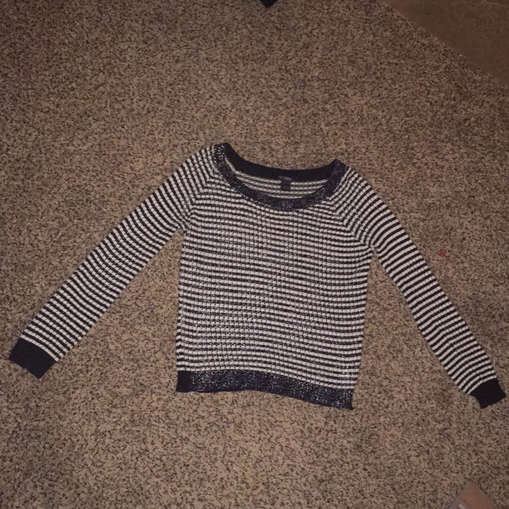 Black and white sweater