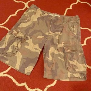Camo Cargo shorts