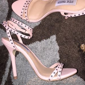Steve Madden leather pale pink studded heels