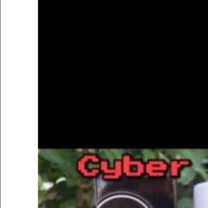 Meet your Posher, Lorenzo