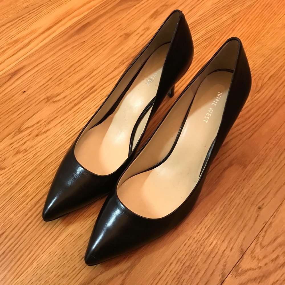 Nine West 10M black heels, NEW!