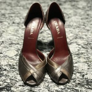 Prada metallic gray peep toe pumps