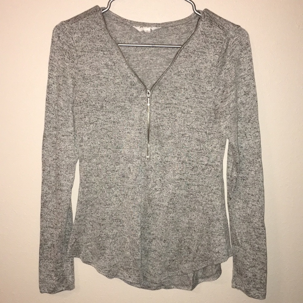 Gray Quarter Zip Long Sleeve, Size M
