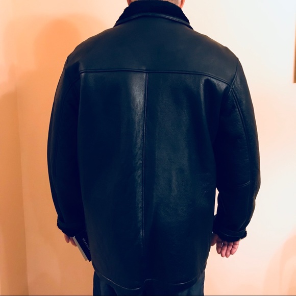 Weatherproof shearling coat - Picture 4 of 8