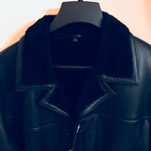 Weatherproof shearling coat - Picture 6 of 8