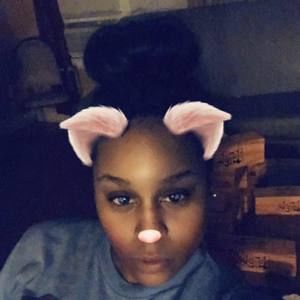 Meet your Posher, Marlithia