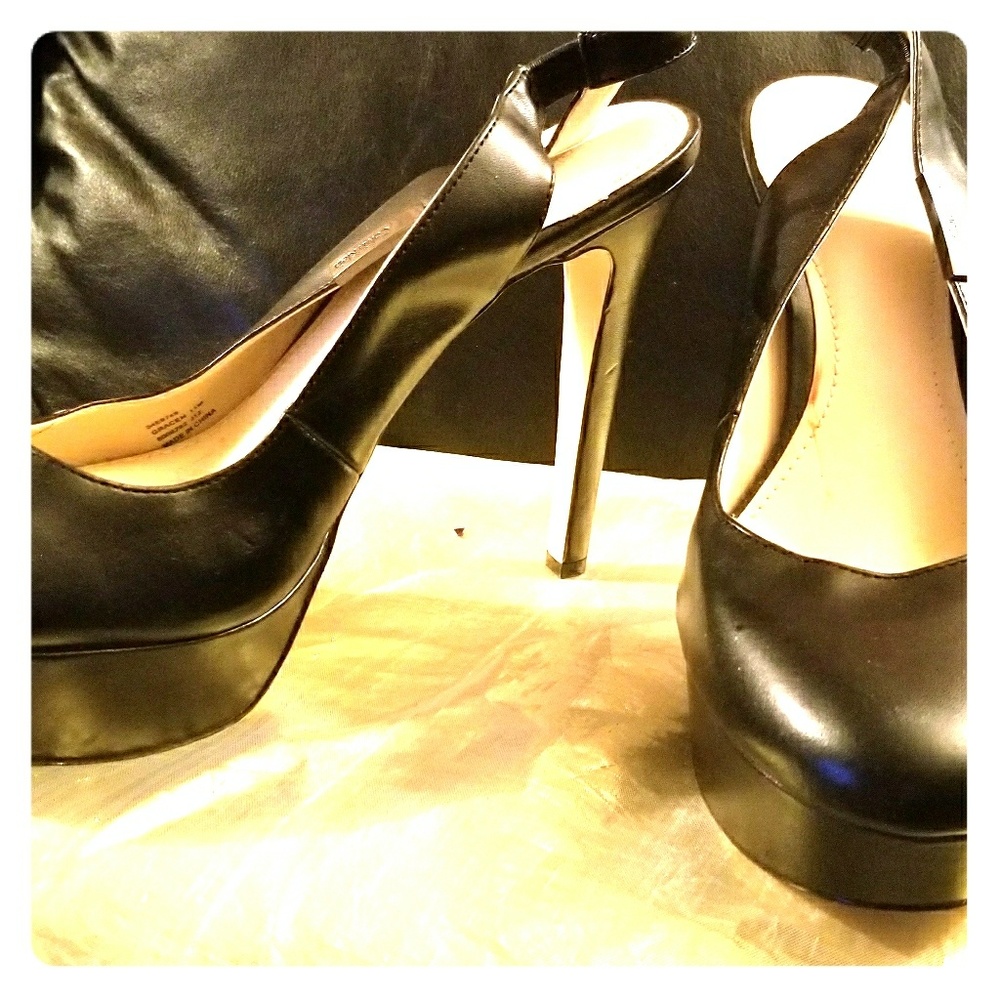 Calvin Klein pumps