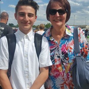 Meet your Posher, Denise