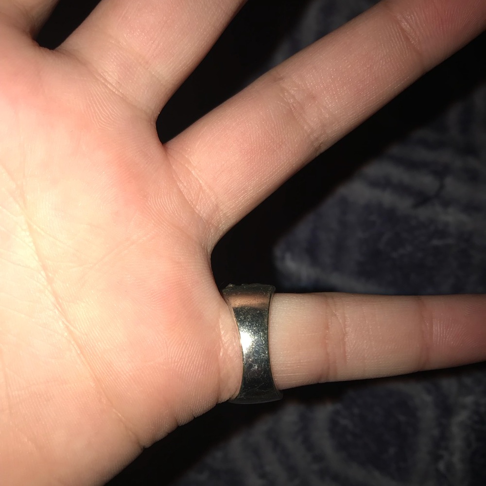 Cute Ring - Picture 2 of 2