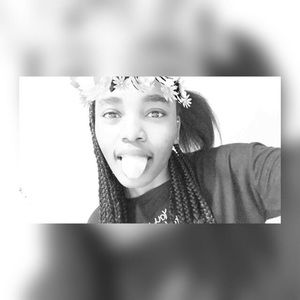 Meet your Posher, Brittney