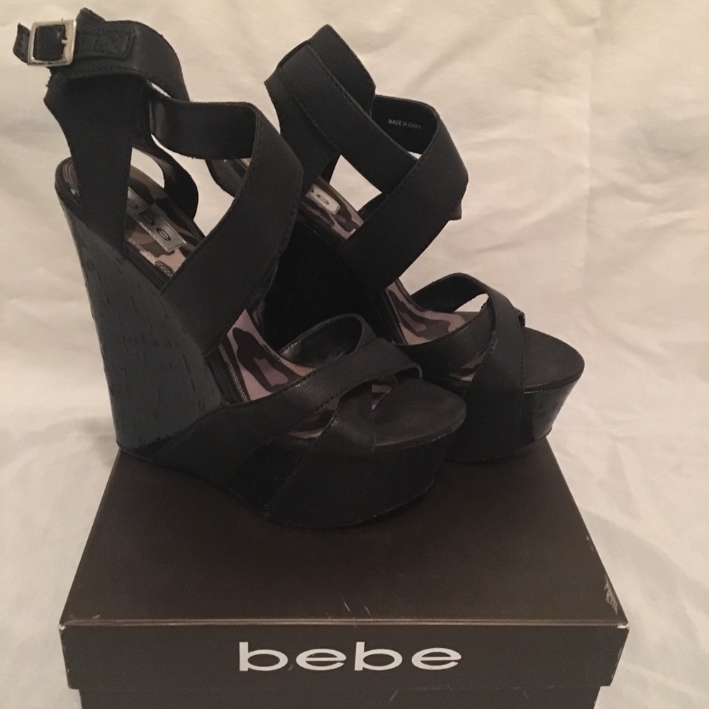 BeBe platform wedge sandal black