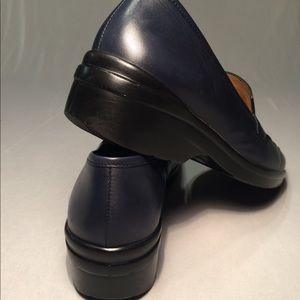Nurture Leather Loafer ( Lovely)