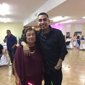 Meet your Posher, Moises