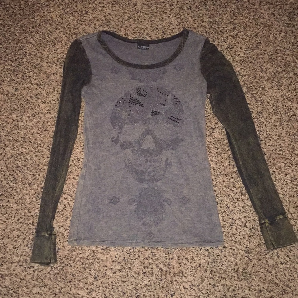 Skull pattern shirt