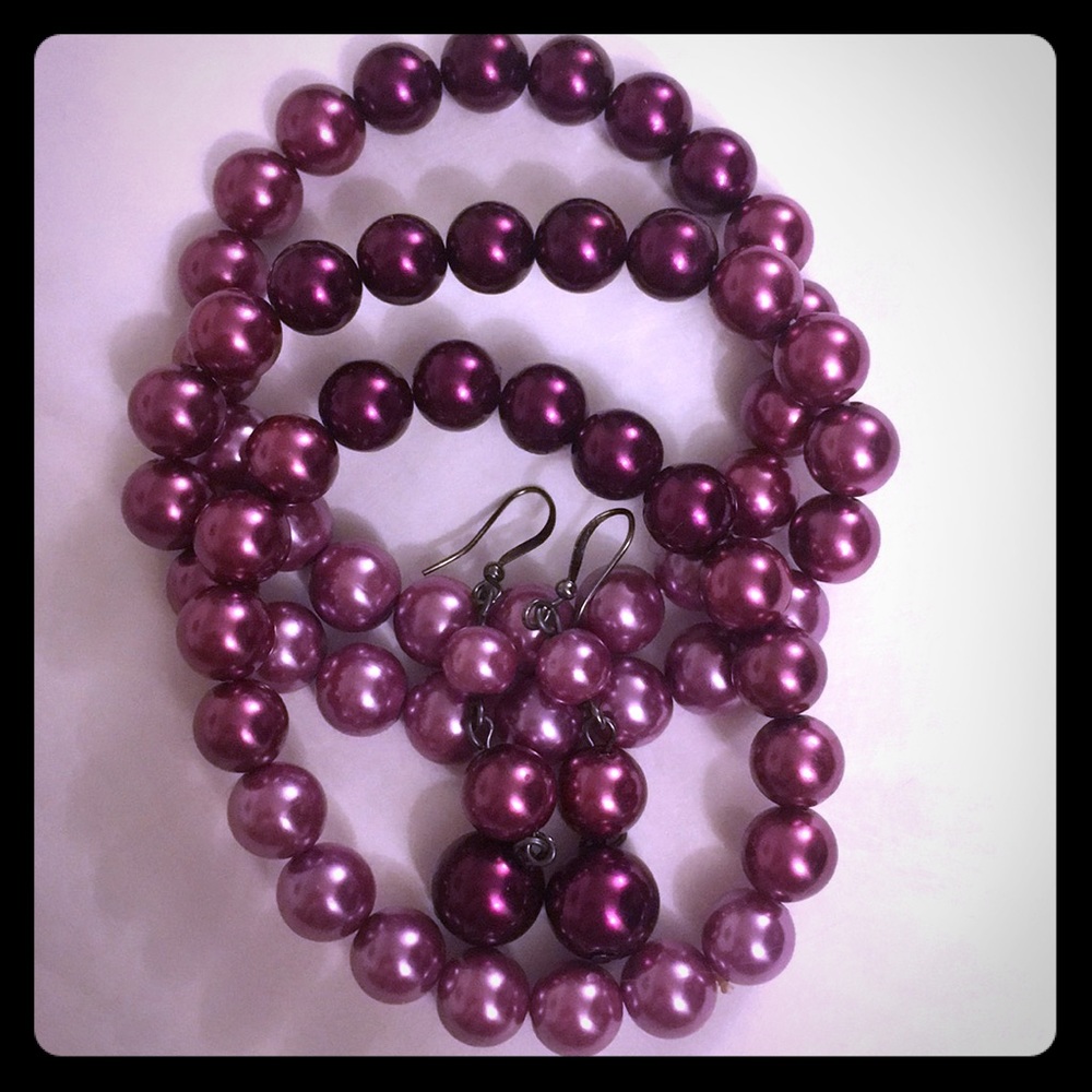 Pink and Maroon Pearl Bracelet and Earring Set