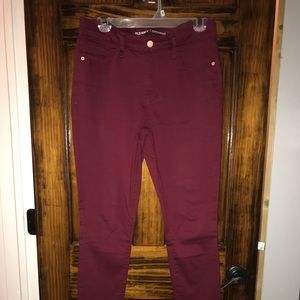 Old Navy Rockstar Mid-rise skinny jeans