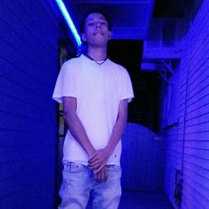 Meet your Posher, Carlos